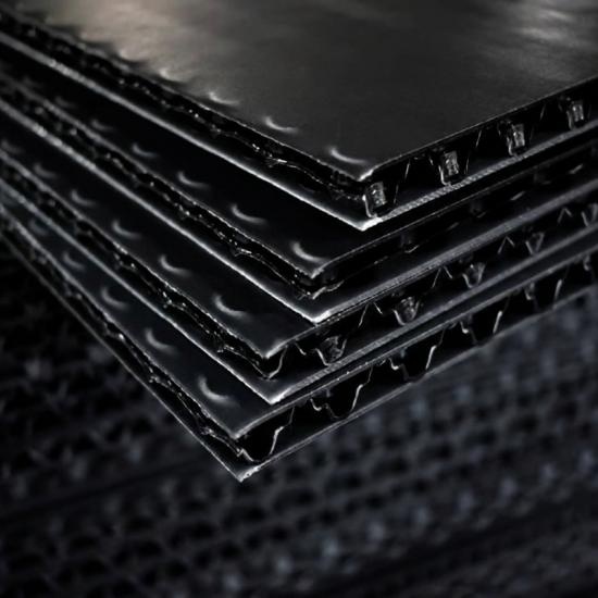 Черные усиленные антистатические коробки, лотки и перегородки из гофрокартона
    